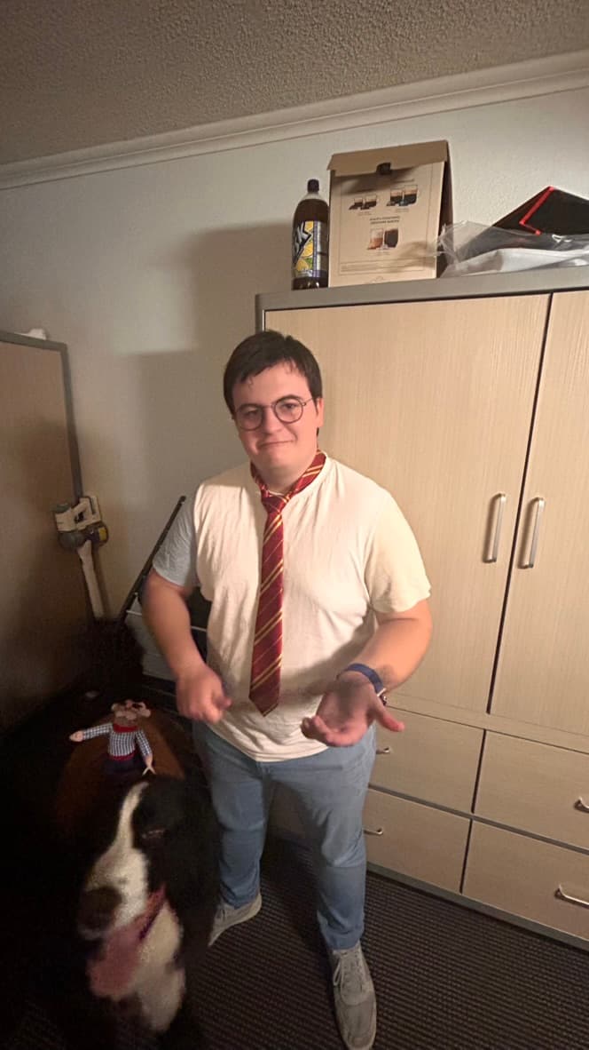 Malou Castellan - Le conciergier musclé